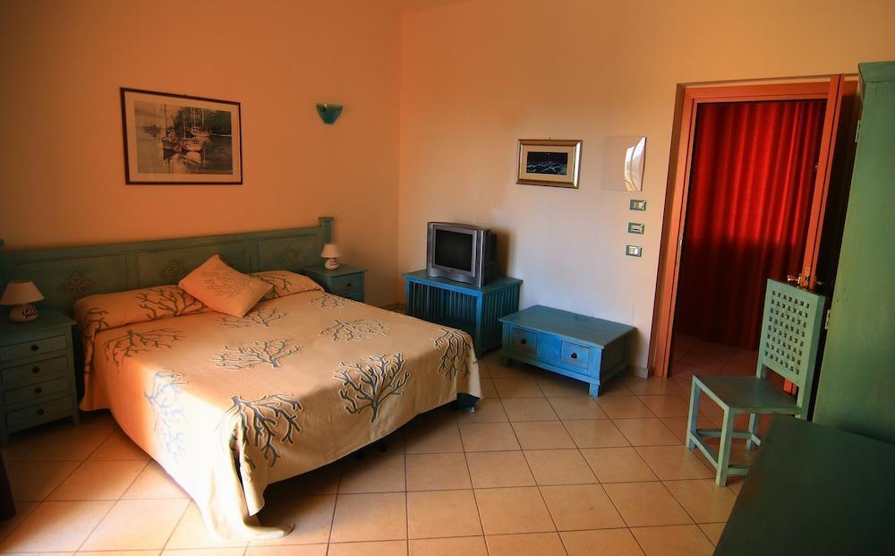 Borgo Saraceno Hotel-Residence Santa Teresa Gallura Eksteriør bilde