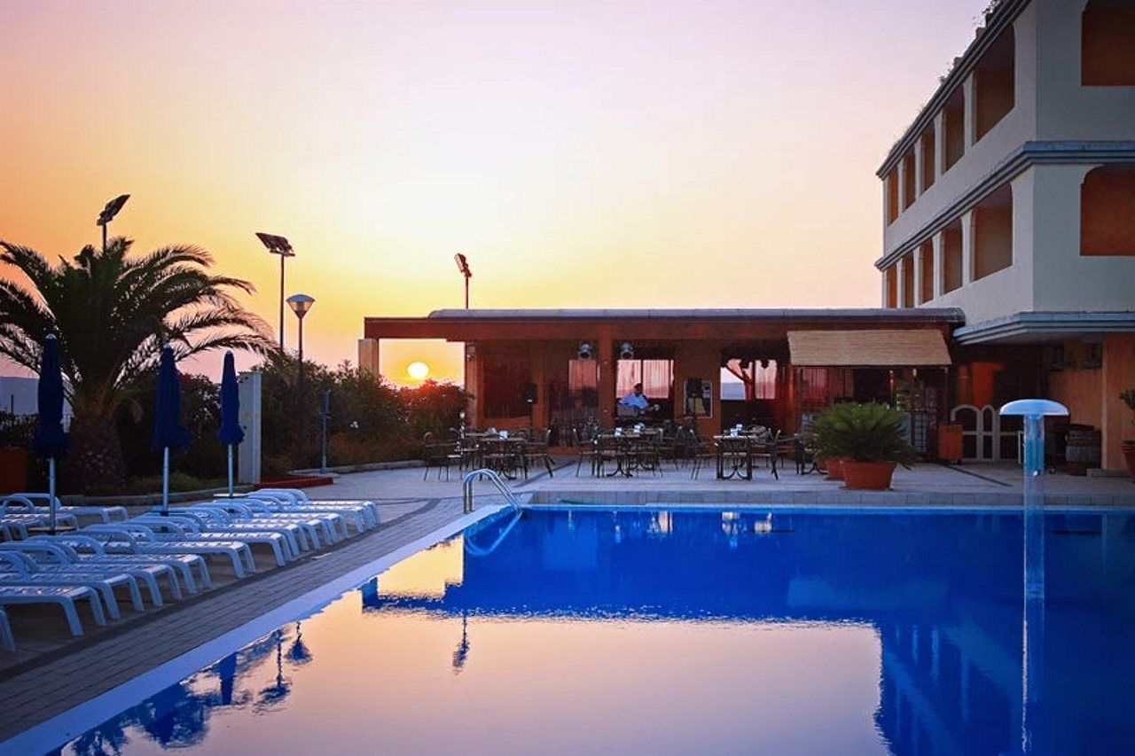 Borgo Saraceno Hotel-Residence Santa Teresa Gallura Eksteriør bilde