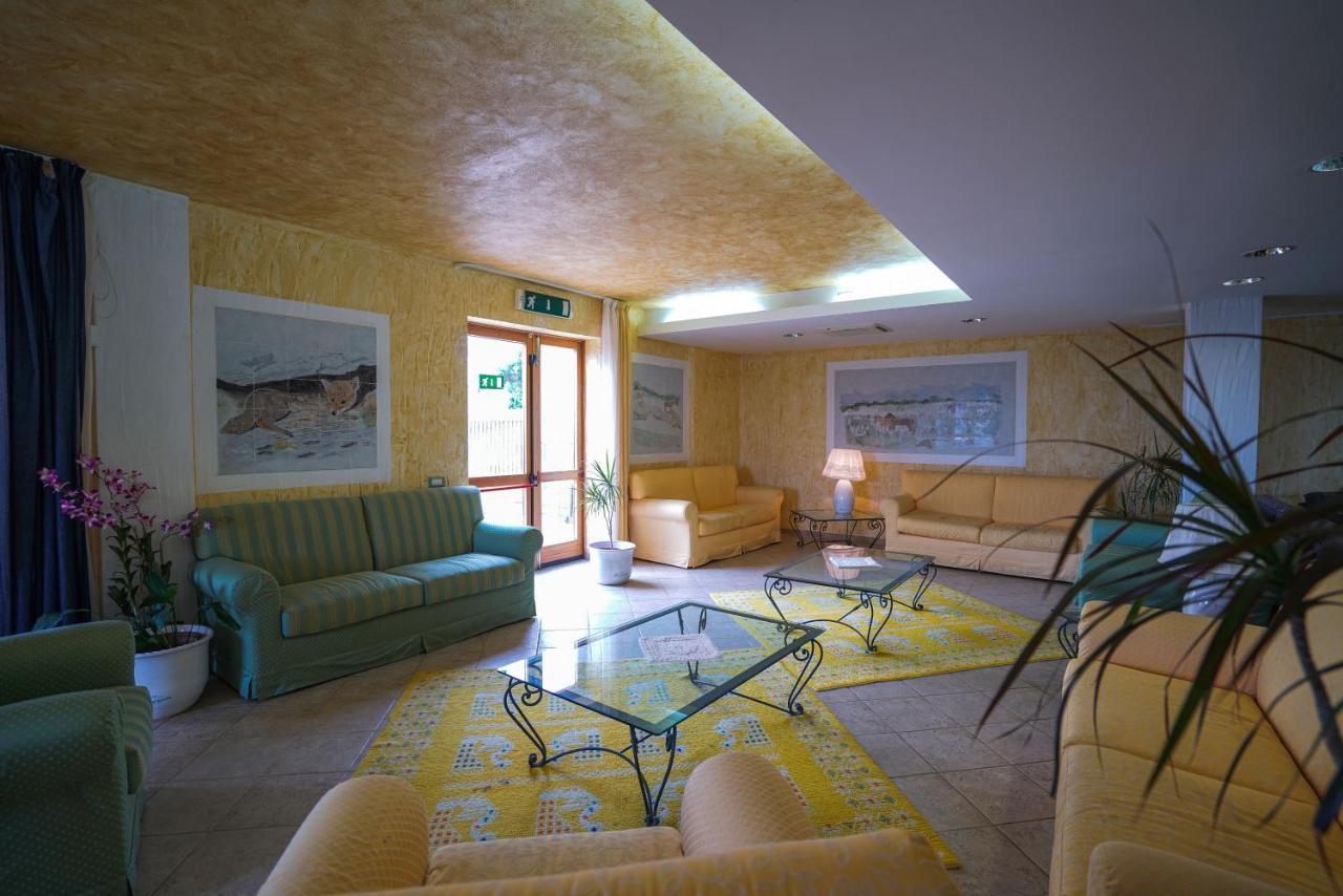 Borgo Saraceno Hotel-Residence Santa Teresa Gallura Eksteriør bilde
